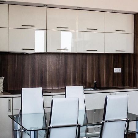 Senator Warsaw Apartments ภายนอก รูปภาพ