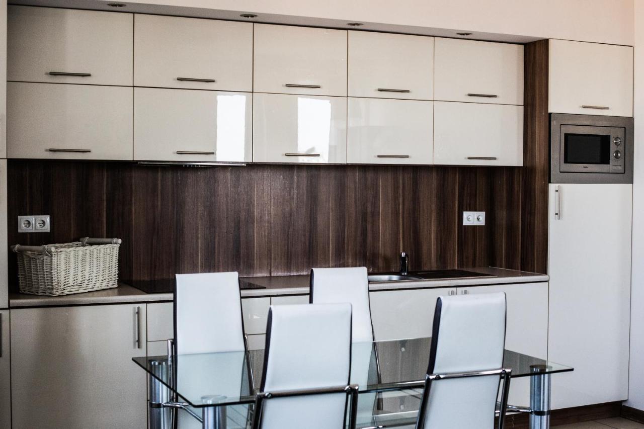 Senator Warsaw Apartments ภายนอก รูปภาพ