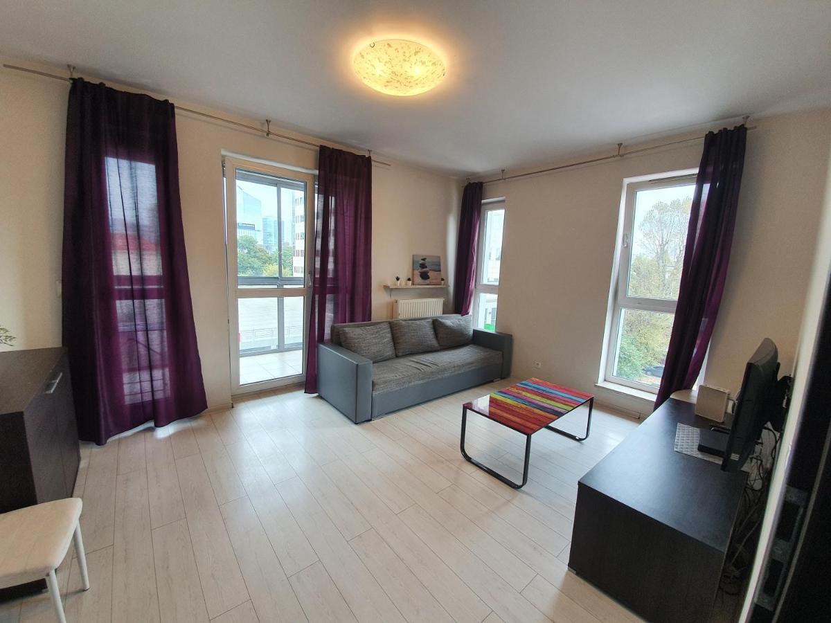 Senator Warsaw Apartments ภายนอก รูปภาพ
