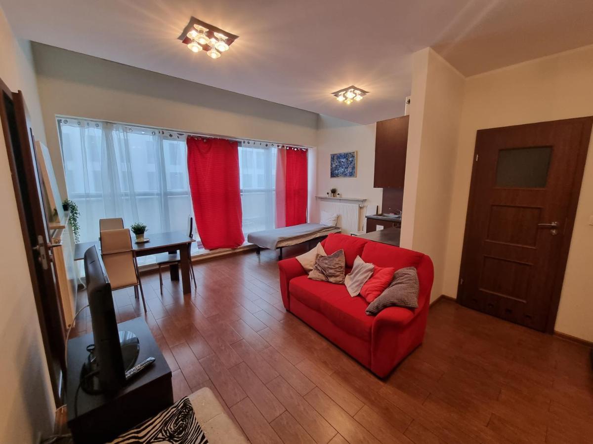 Senator Warsaw Apartments ภายนอก รูปภาพ