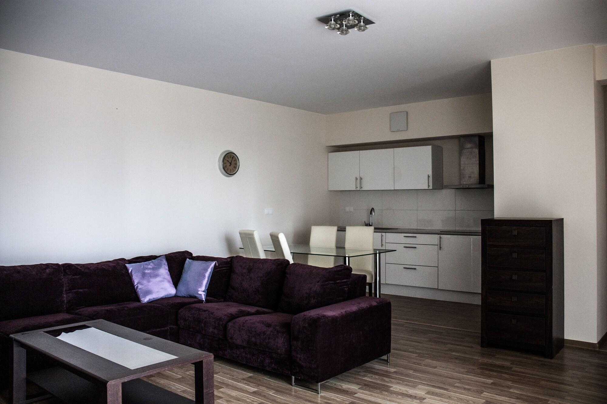Senator Warsaw Apartments ภายนอก รูปภาพ