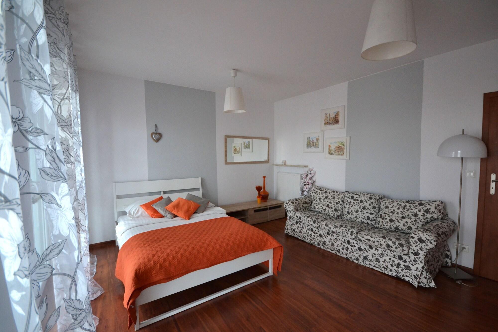 Senator Warsaw Apartments ภายนอก รูปภาพ