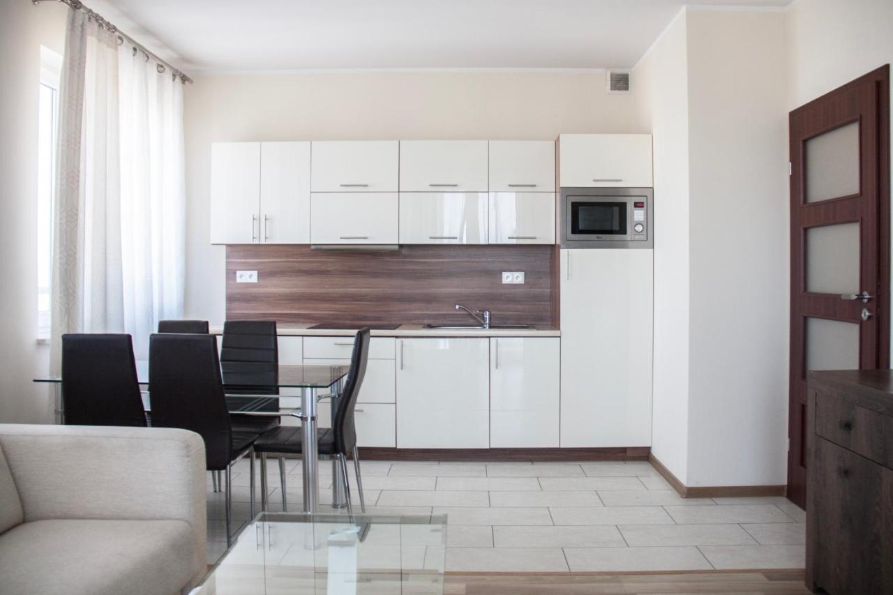 Senator Warsaw Apartments ภายนอก รูปภาพ